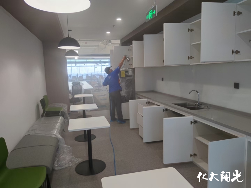 רҵ����ȩ��˾������������